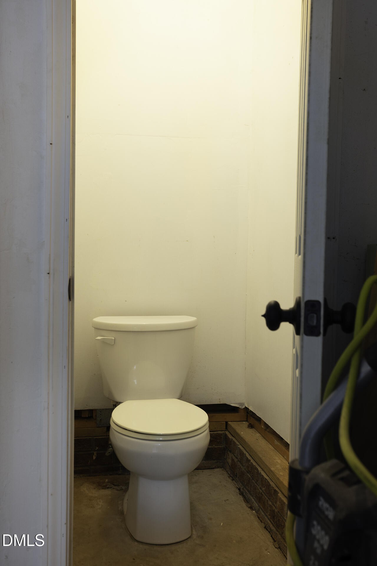 97 Bounty Circle Angier, NC 27501 - Photo 43 of 43 a bathroom with a toilet and a shower