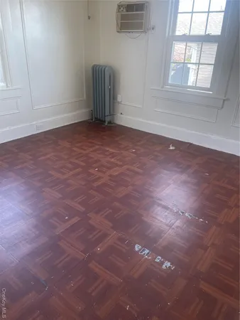 $2,500 | 87-16 260th Street | Floral Park