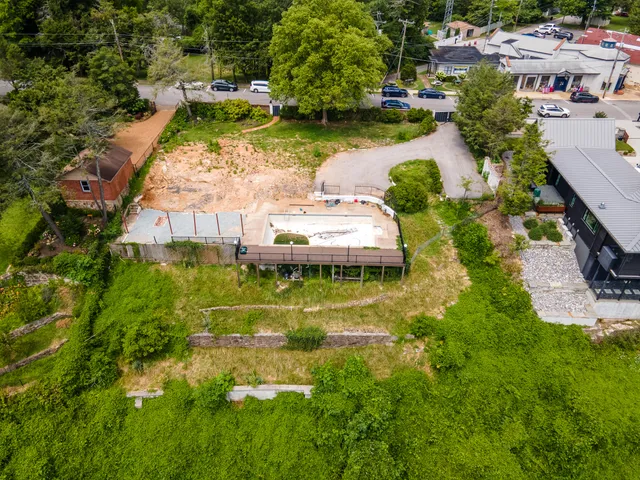 $2,655,000 | 1107 East Brow Road, Lookout Mountain, TN 37350