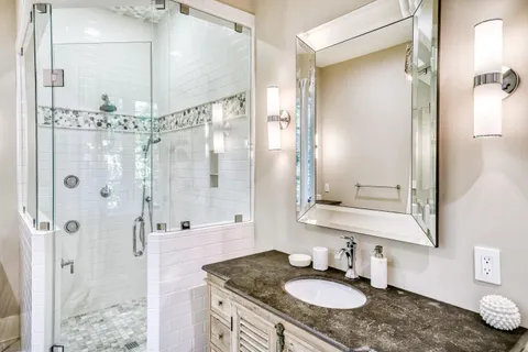 a view of front door with yard