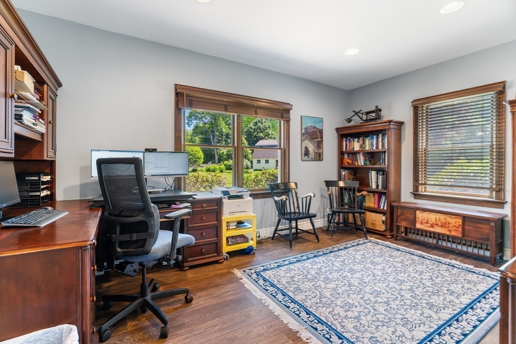 123 Farm Street Dover, MA 02030 - Photo 16 of 31