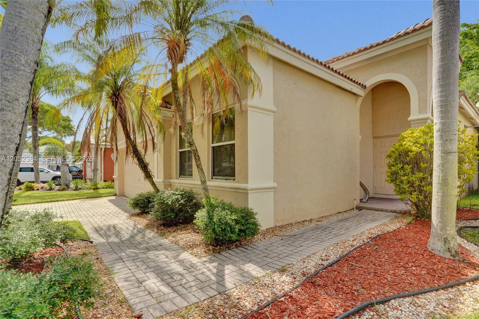 4219 Sabal Ridge Circle Weston, FL 33331 - Photo 3 of 27