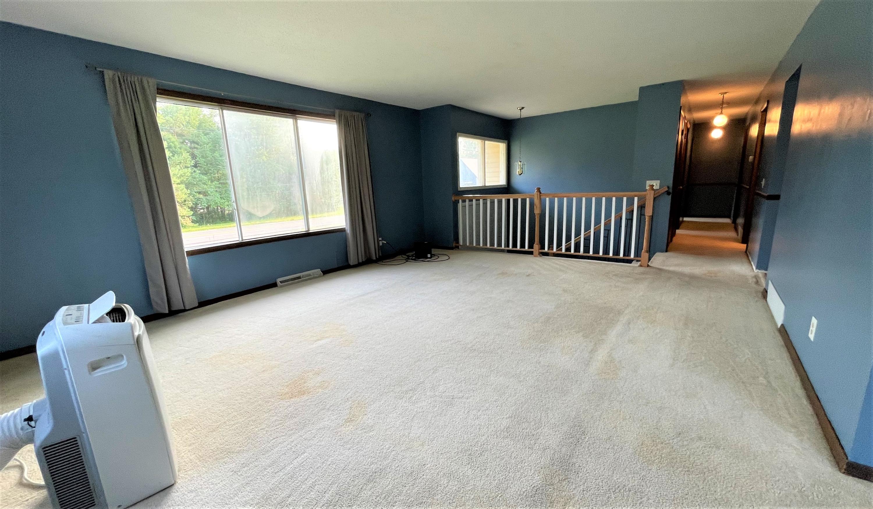 2978 Duck Lake Road Whitehall, MI 49461 - Photo 12 of 29 Living Room