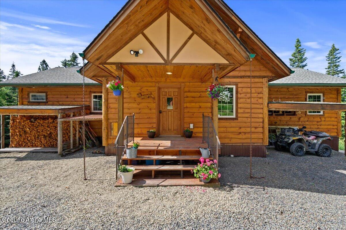 21807 East Doyle Road Cataldo, ID 83810 - Photo 17 of 80 17-Front entry