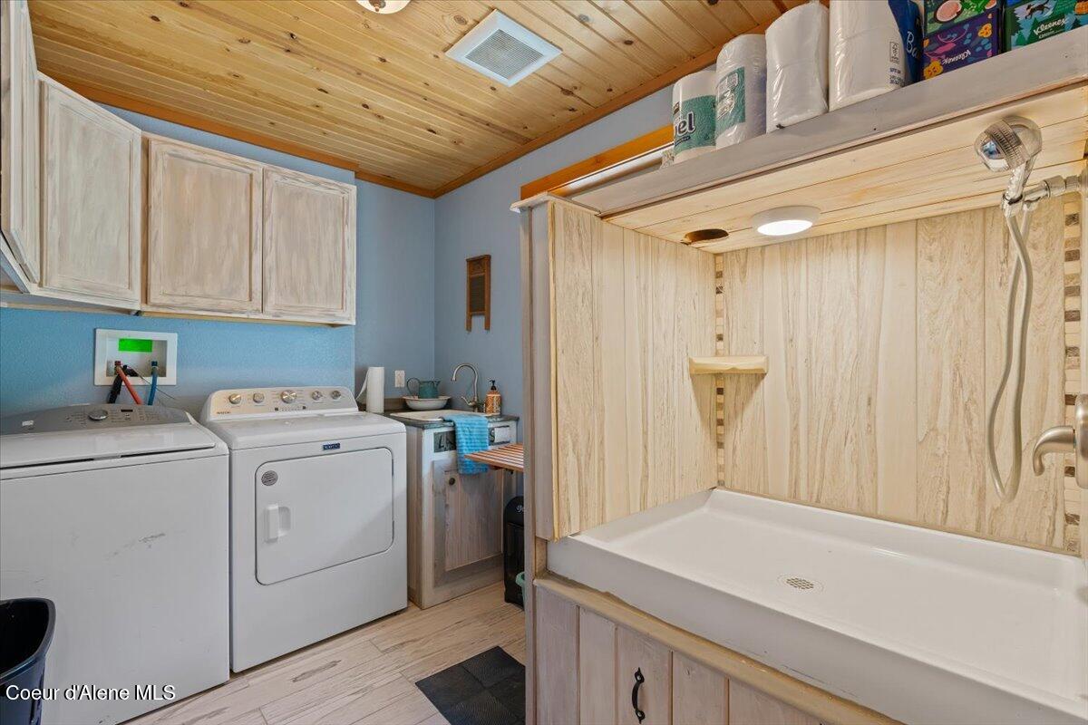 21807 East Doyle Road Cataldo, ID 83810 - Photo 54 of 80 54-Laundry