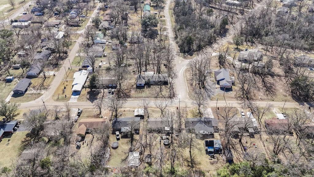 619 West Elm Street Canton, TX 75103 - Photo 3 of 27