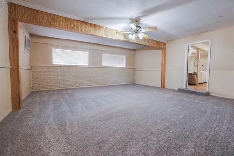 $235,000 | 619 West Elm Street, Canton, TX 75103