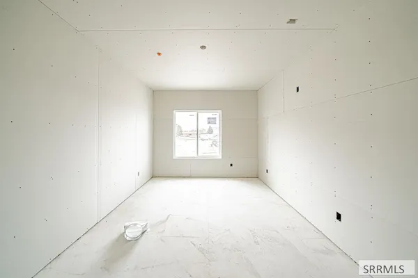 $272,000 | 1142 South Skyline Drive, Unit 202, Idaho Falls, ID 83402