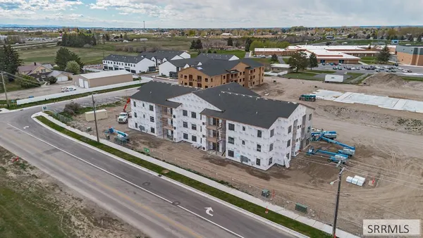 $272,000 | 1142 South Skyline Drive, Unit 202, Idaho Falls, ID 83402