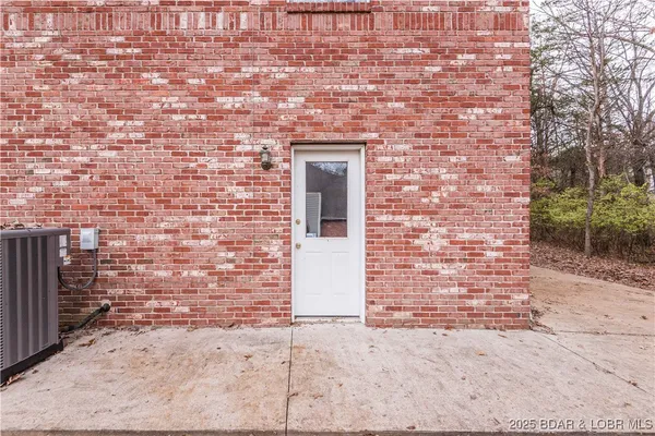 $449,900 | 1715 Chelle Lane, Jefferson City, MO 65101