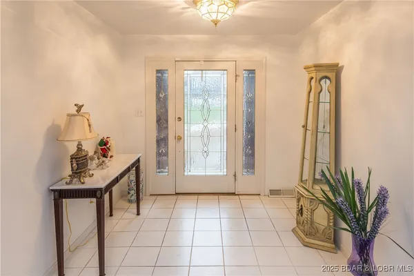 $449,900 | 1715 Chelle Lane, Jefferson City, MO 65101