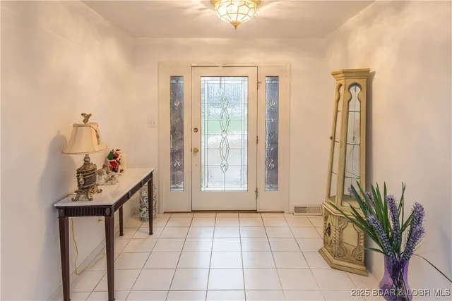 $449,900 | 1715 Chelle Lane, Jefferson City, MO 65101