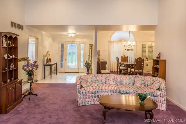 $449,900 | 1715 Chelle Lane, Jefferson City, MO 65101