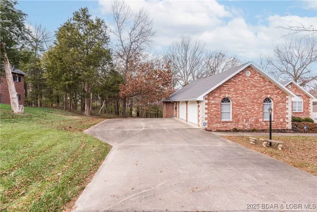 $449,900 | 1715 Chelle Lane, Jefferson City, MO 65101