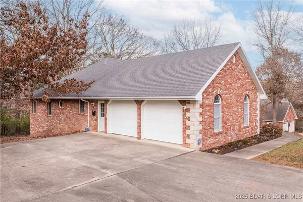$449,900 | 1715 Chelle Lane, Jefferson City, MO 65101