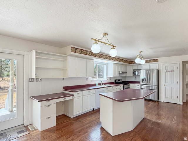 190 600 North Ferron, UT 84523 - Photo 8 of 62