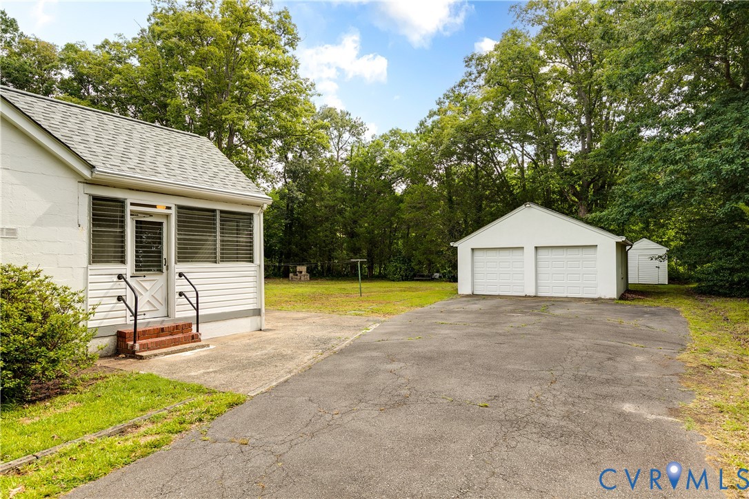 1209 Boroughbridge Road Richmond, VA 23225 - Photo 7 of 10