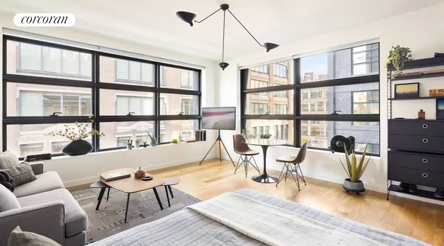 $850,000 | 547 West 47th Street, Unit 613 | Hell's Kitchen