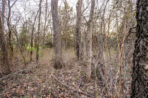 $8,000 | 114 Sugar Lake Drive, Mound City, KS 66056