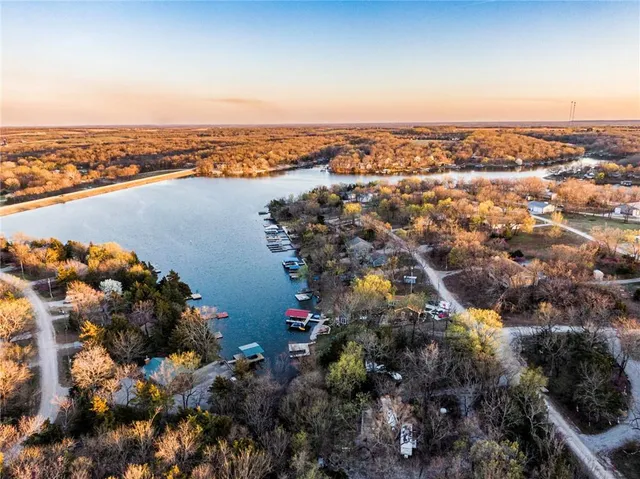 $8,000 | 114 Sugar Lake Drive, Mound City, KS 66056