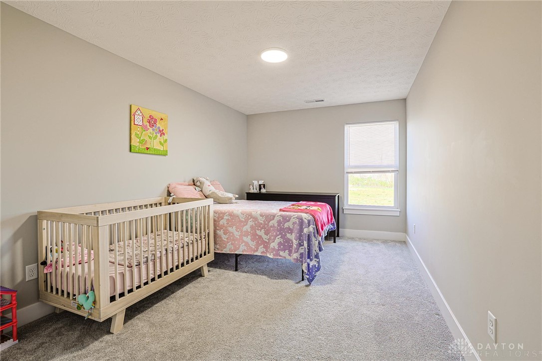6853 Zerkle Road Springfield, OH 45502 - Photo 31 of 64