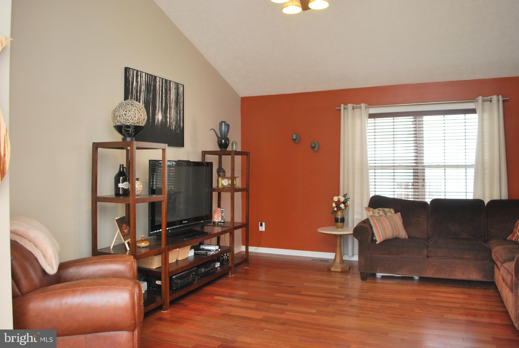 104 Broad Leaf Court Rising Sun, MD 21911 - Photo 4 of 23 Living Room
