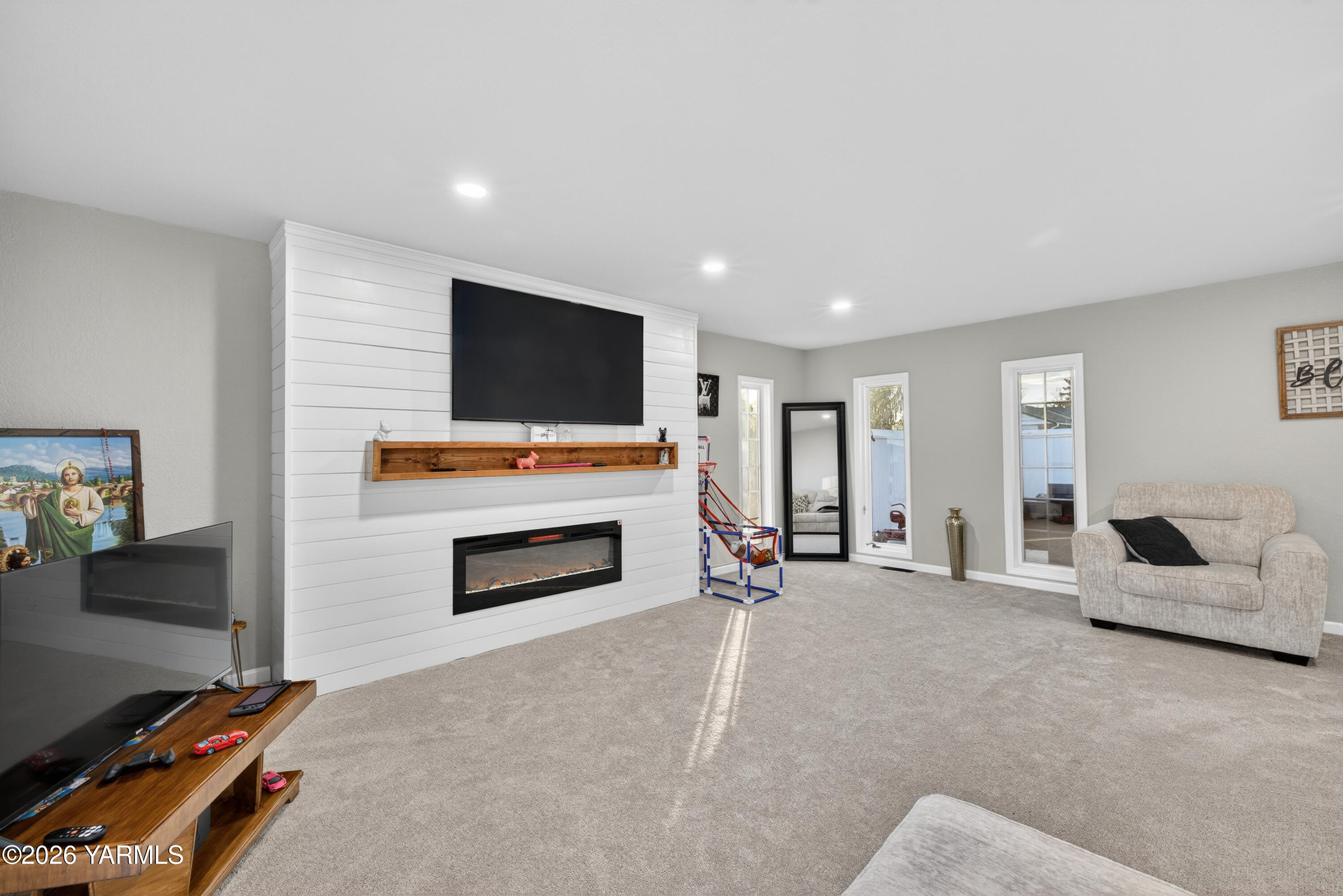 209 South Ridgeway Drive Yakima, WA 98901 - Photo 13 of 47 017_4T3A2696