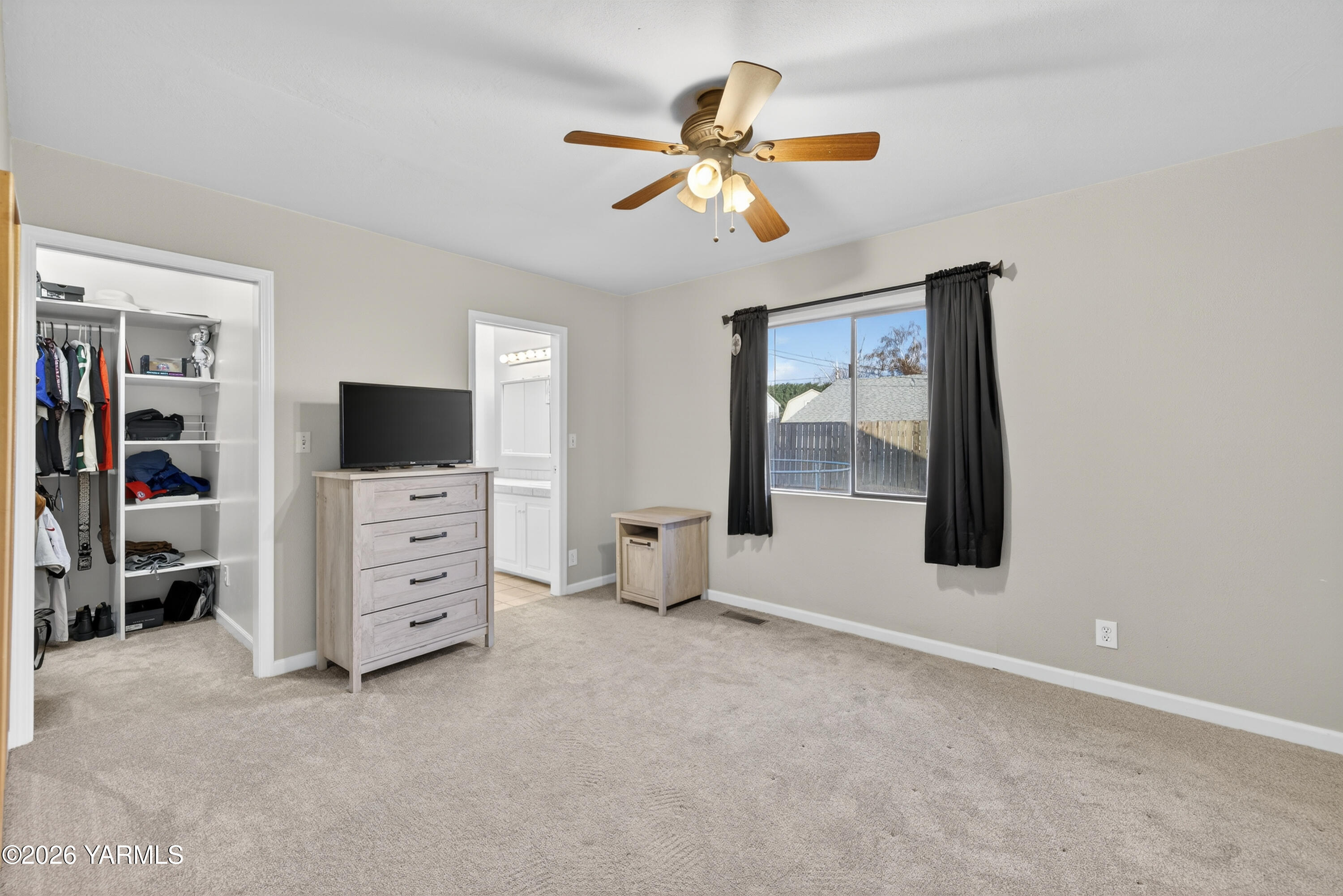 209 South Ridgeway Drive Yakima, WA 98901 - Photo 20 of 47 019_4T3A2567