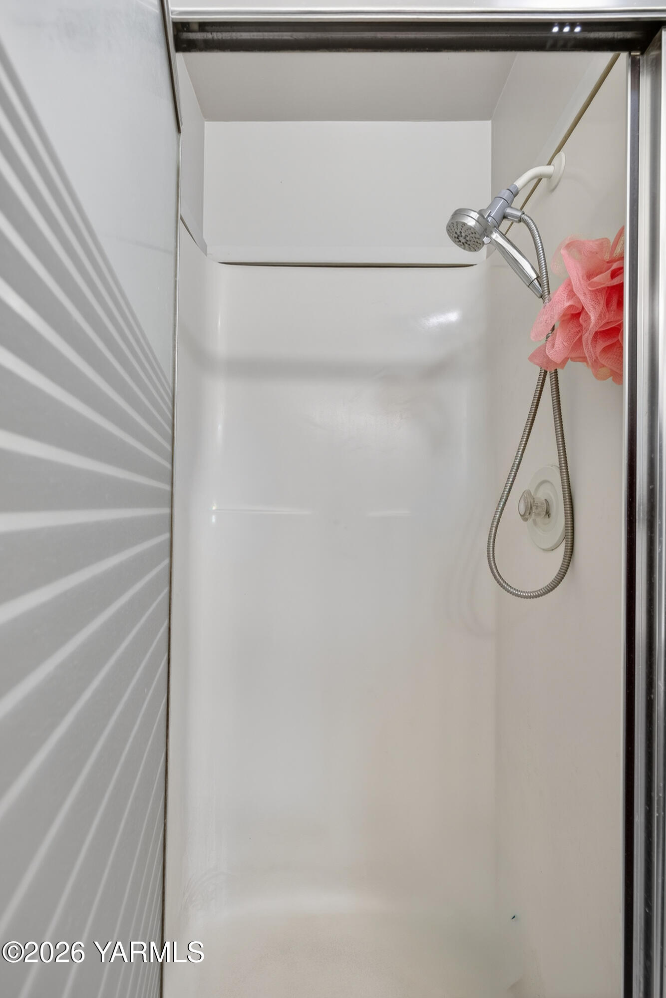 209 South Ridgeway Drive Yakima, WA 98901 - Photo 24 of 47 023_4T3A2592