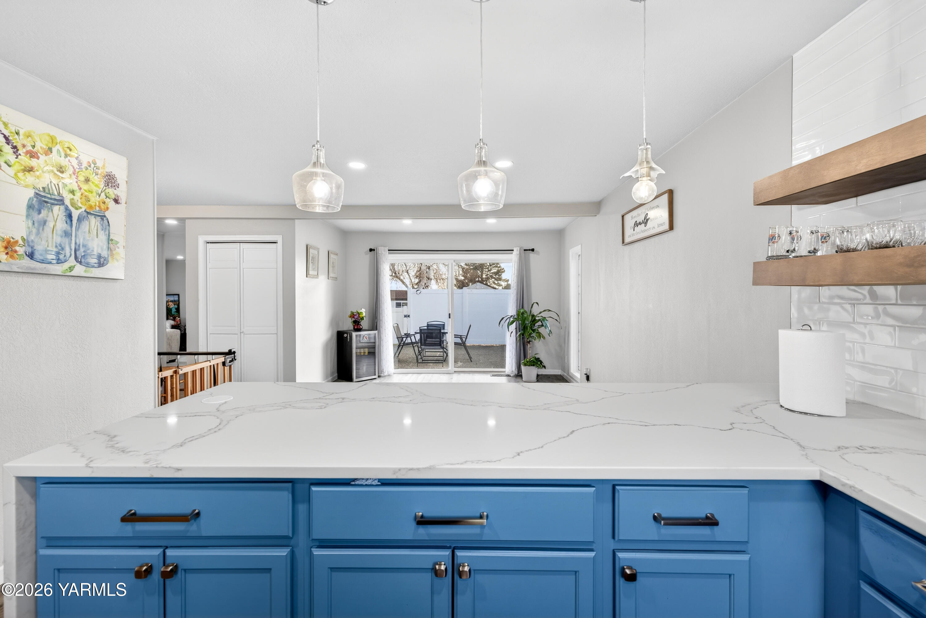 209 South Ridgeway Drive Yakima, WA 98901 - Photo 8 of 47 008_4T3A2526