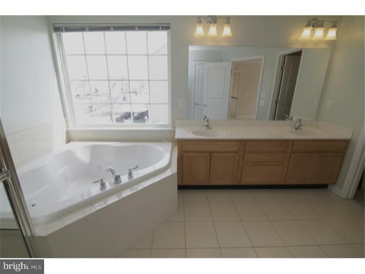 8726 Pathfinder Road Breinigsville, PA 18031 - Photo 18 of 25 Gallery Image 18