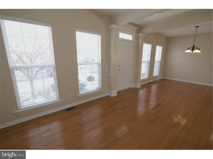 8726 Pathfinder Road Breinigsville, PA 18031 - Photo 4 of 25 Gallery Image 4