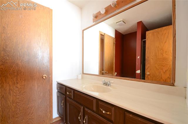13445 Paint Mine Road Calhan, CO 80808 - Photo 16 of 30 Master Bathroom