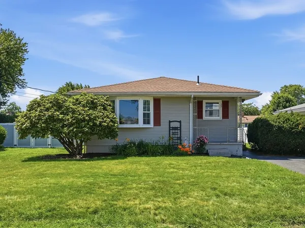 $299,999 | 35 Beaumont Avenue, Chicopee, MA 01013