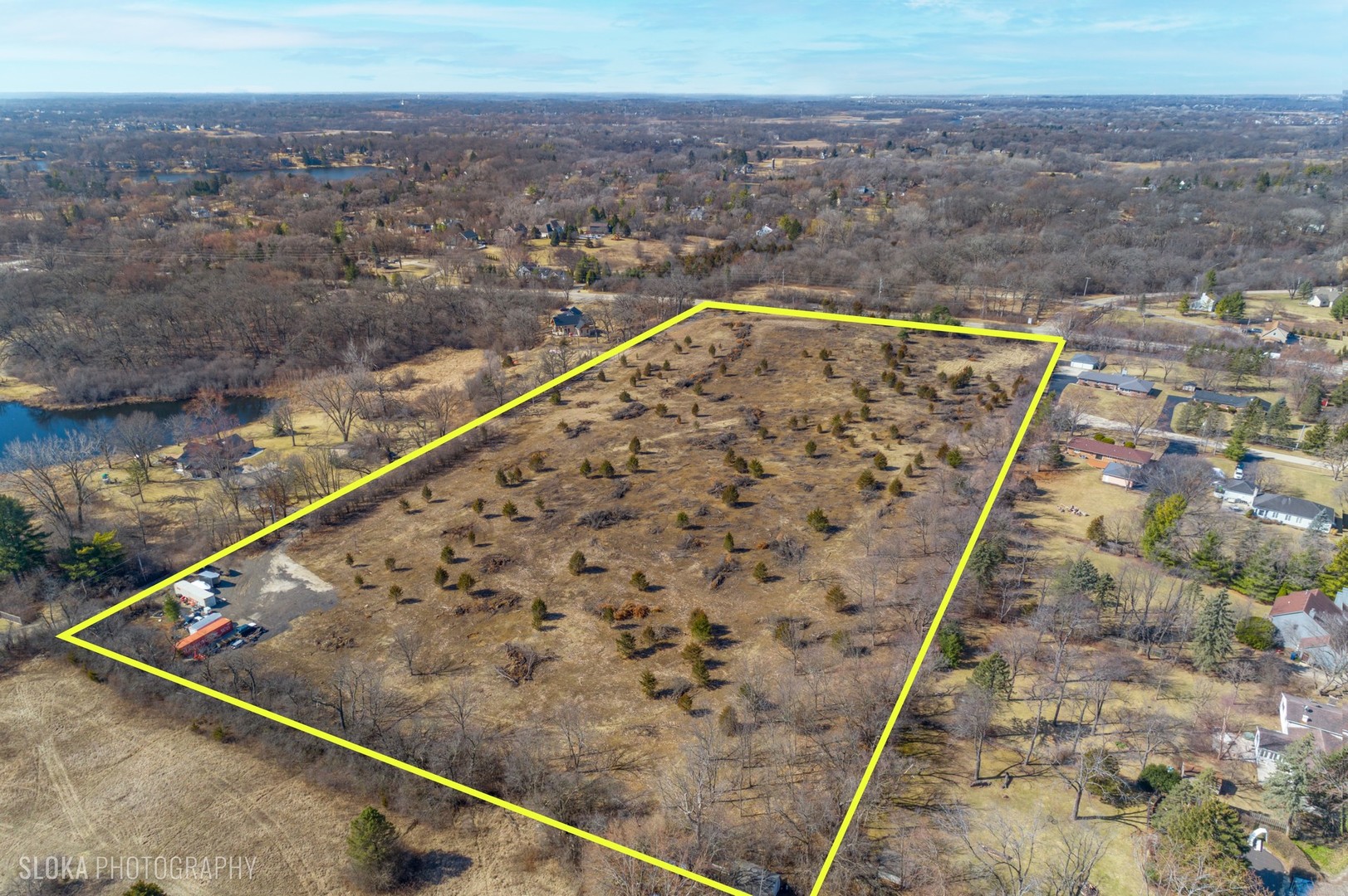 26049 Illinois Rte 59 Wauconda, IL 60084 - Photo 18 of 25 a view of a balcony with ocean view