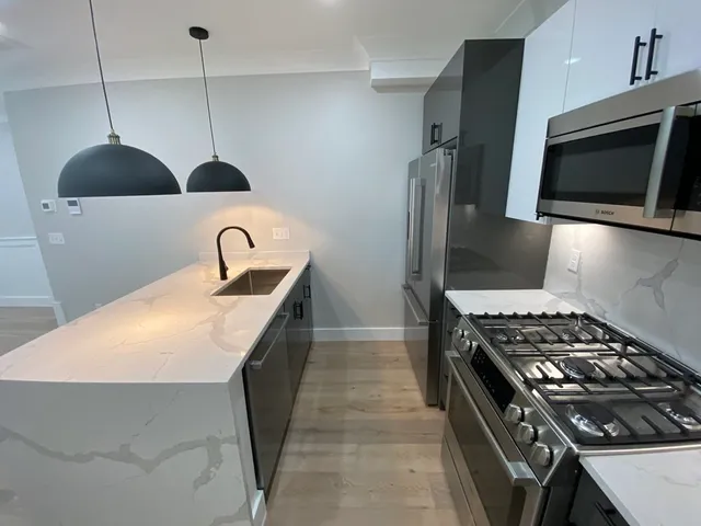 $5,000 | 300 Somerville, Unit I, Somerville, MA 02143