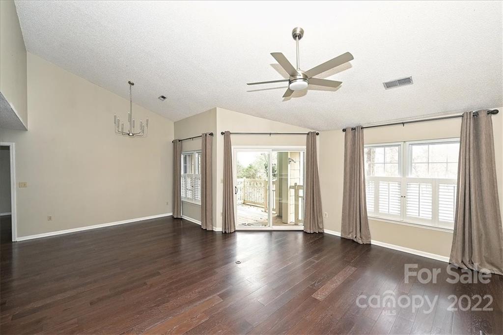 5007 Sharon Road, Unit B Charlotte, NC 28210 - Photo 3 of 21 Gallery Image 3