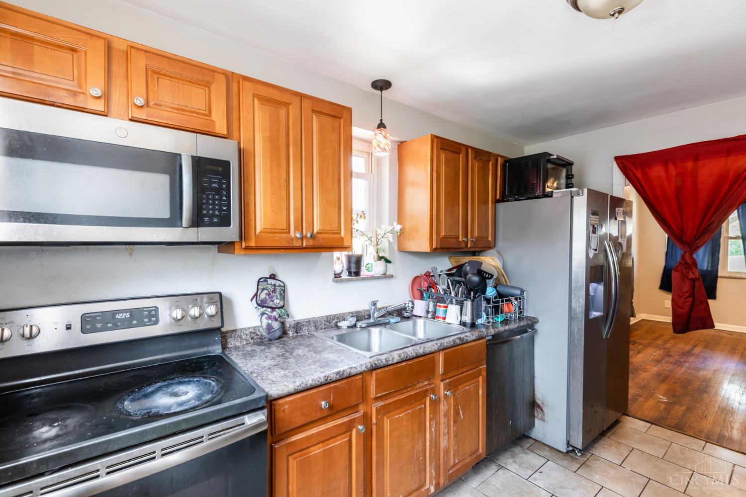 1383 Adams Road Cincinnati, OH 45231 - Photo 6 of 13 Gallery Image 6