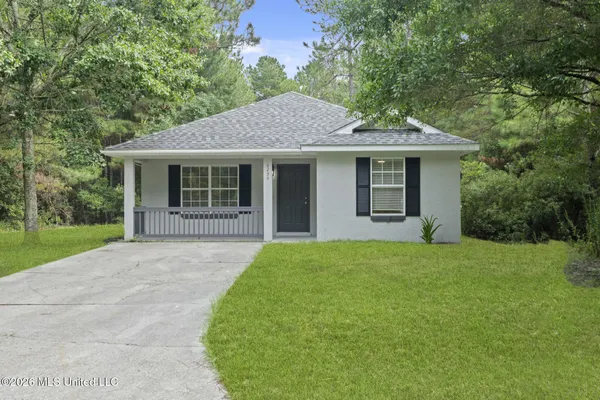 $1,650 | 6234 West Lamar Street, Bay St. Louis, MS 39520