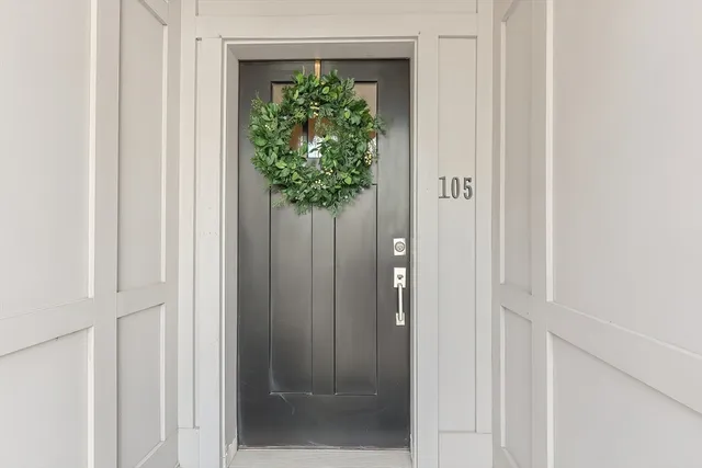 a view of a entryway