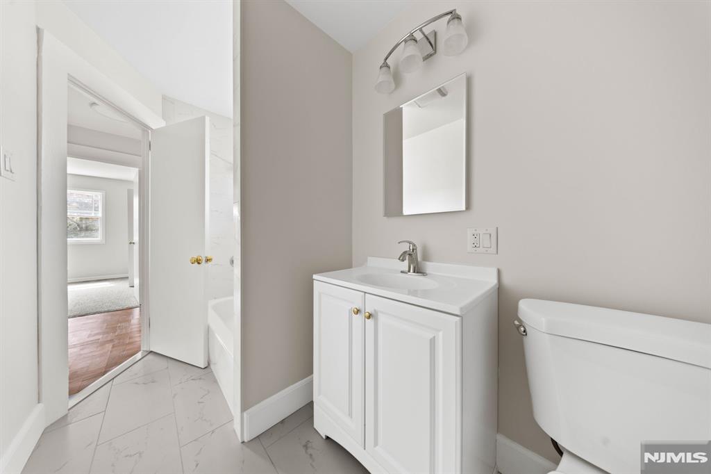 271 Travers Place Lyndhurst, NJ 07071 - Photo 39 of 50