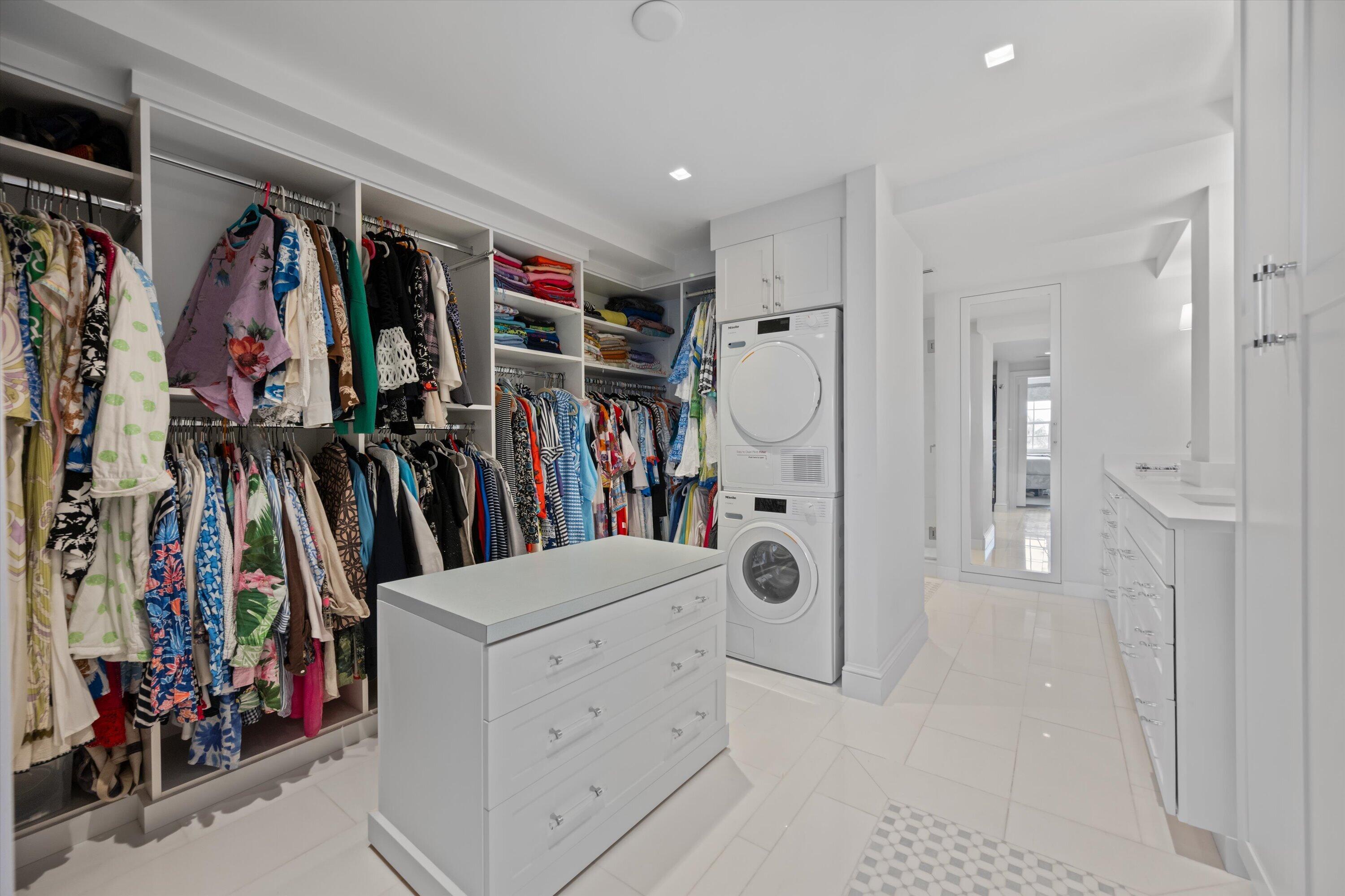 330 Cocoanut Row, Unit 5B Palm Beach, FL 33480 - Photo 13 of 23 25-DSC_4841