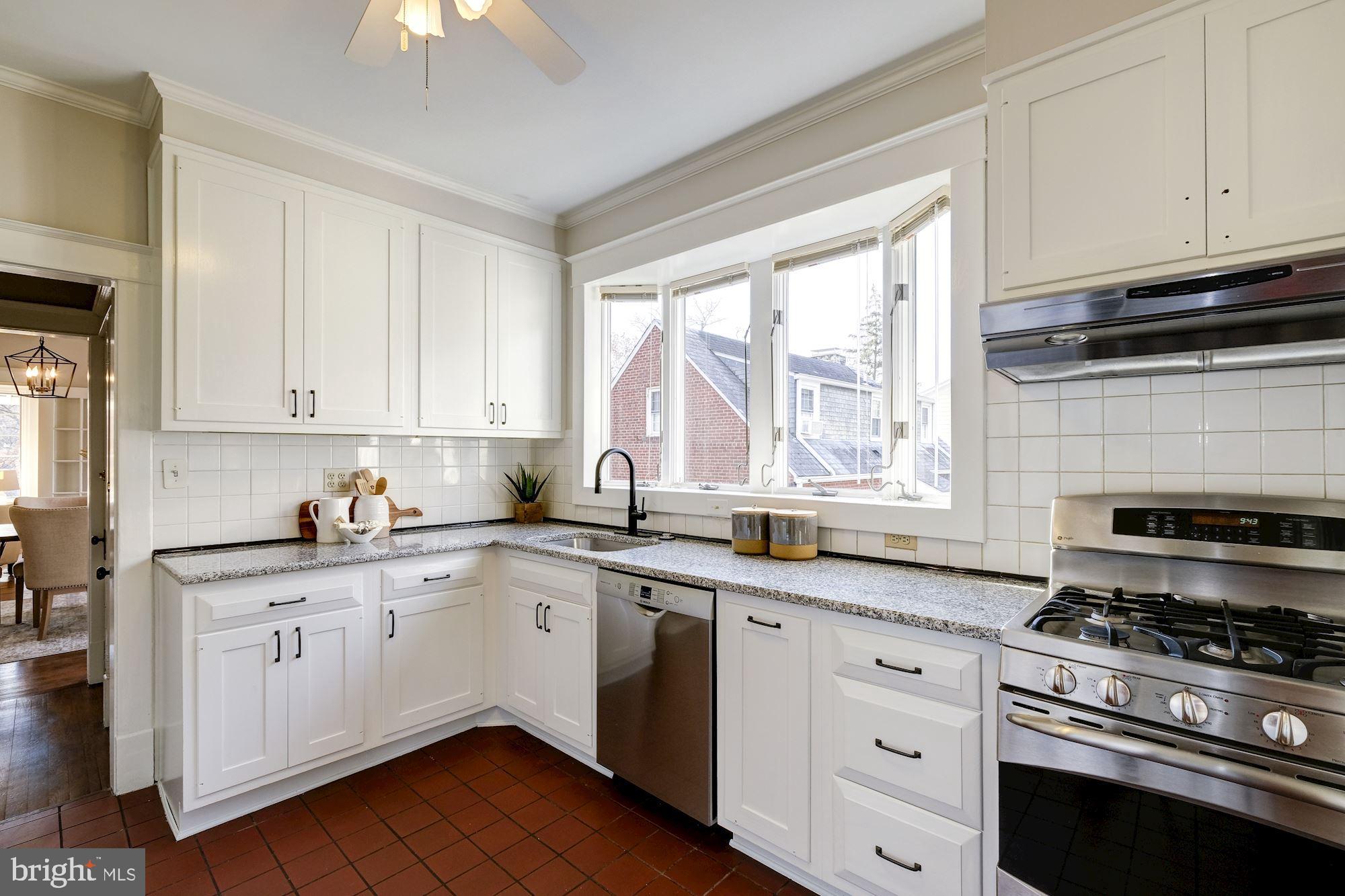 6330 31st Street Northwest Washington, DC 20015 - Photo 15 of 41
