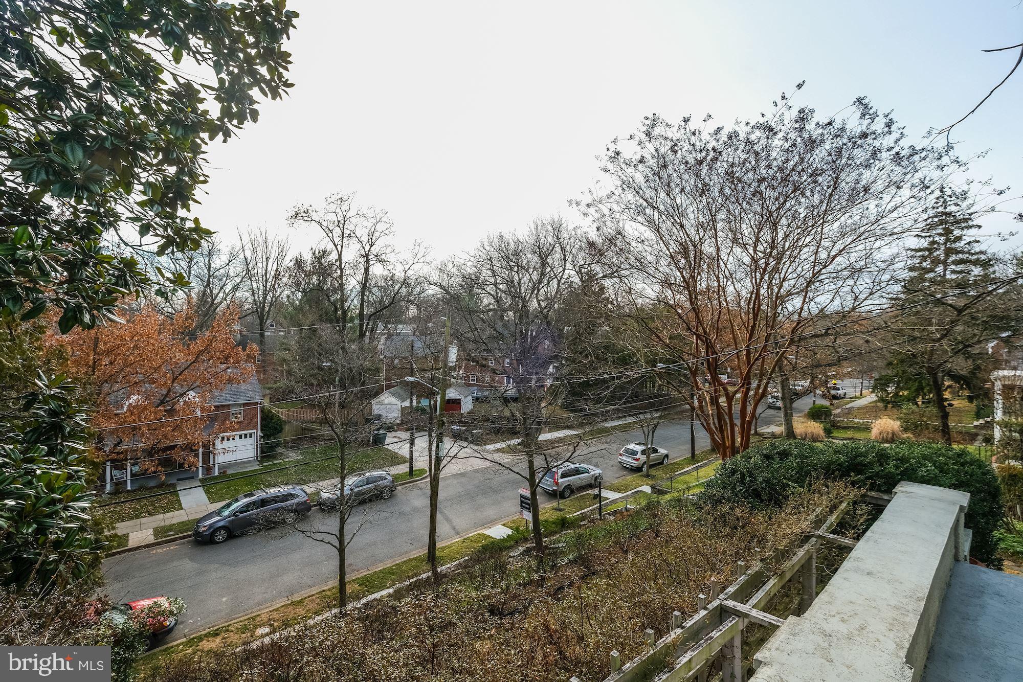 6330 31st Street Northwest Washington, DC 20015 - Photo 7 of 41