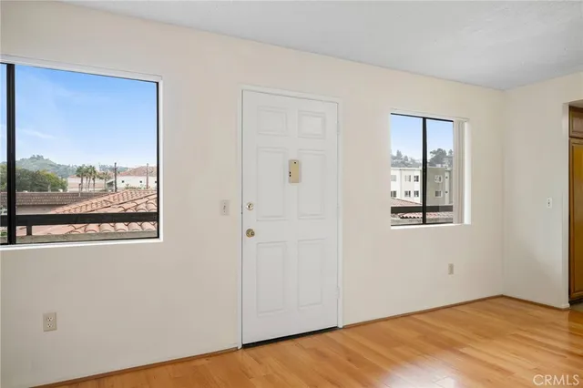 an empty room with window