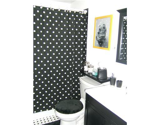 10050 Rinaman Road Wexford, PA 15090 - Photo 13 of 18 Master Bath/Spa. Totally Updated Bath. Just Darling!!