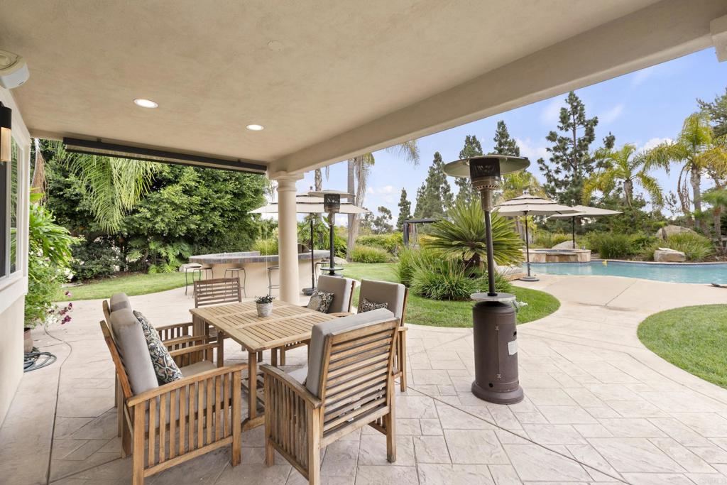 6805 Farms View Court Rancho Santa Fe, CA 92067 - Photo 30 of 38