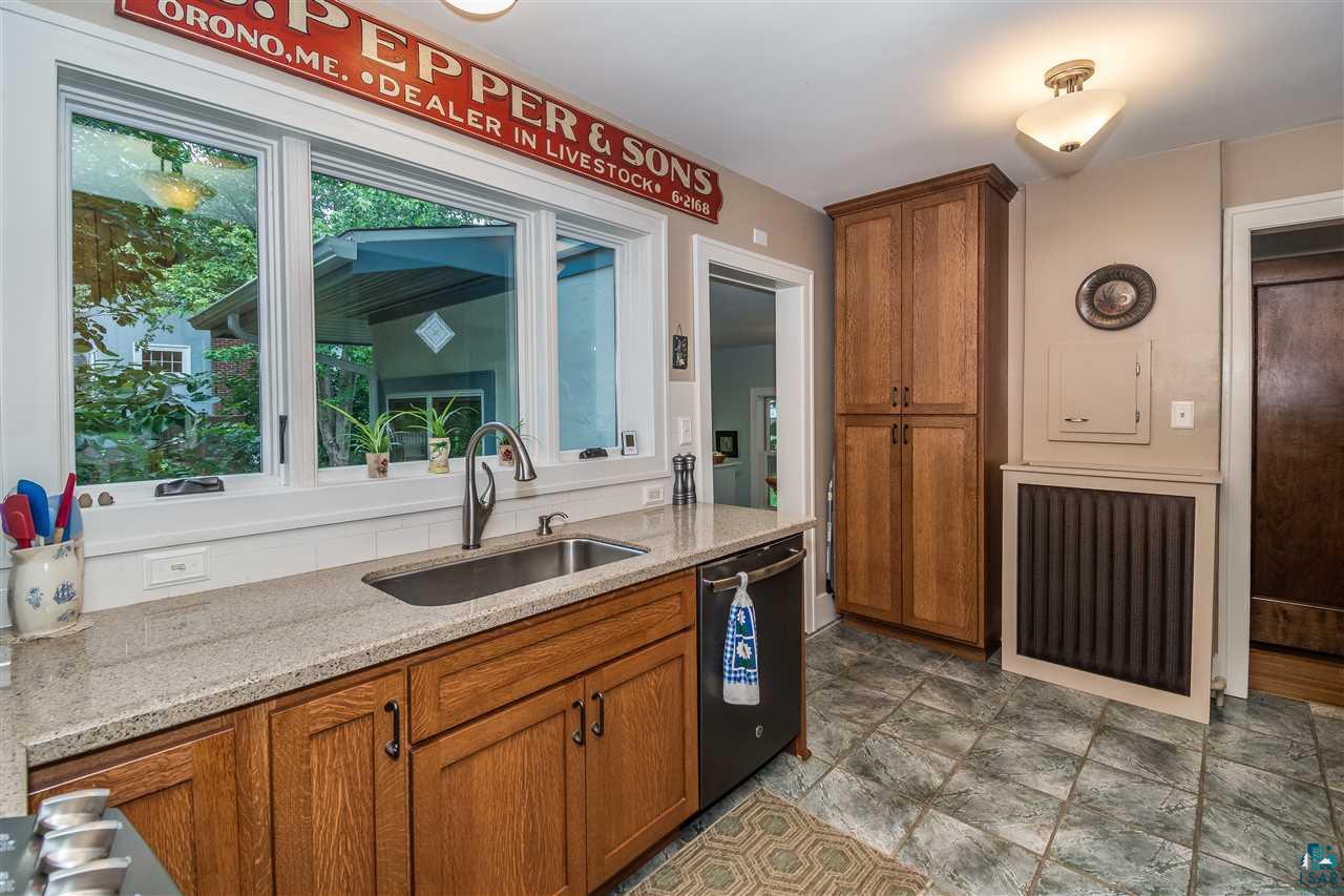 31 East Arrowhead Road Duluth, MN 55803 - Photo 2 of 27 Gallery Image 2