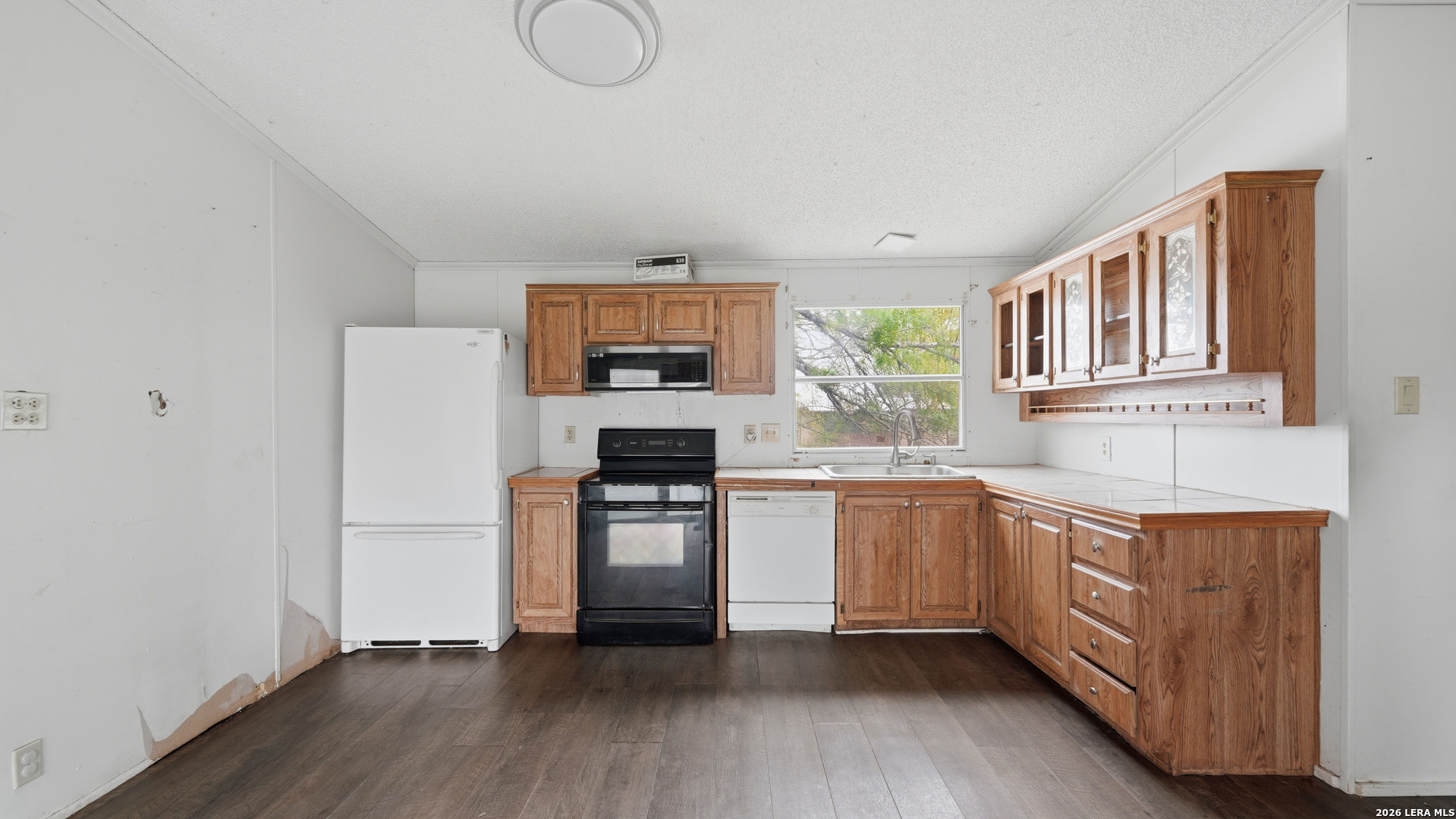 1308 Ruhmann Street Kenedy, TX 78119 - Photo 9 of 47