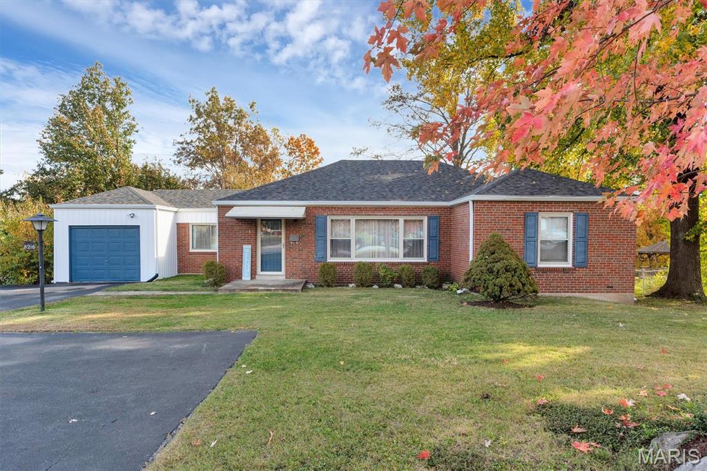 8216 MacKenzie Road Affton, MO 63123 - Photo 1 of 51